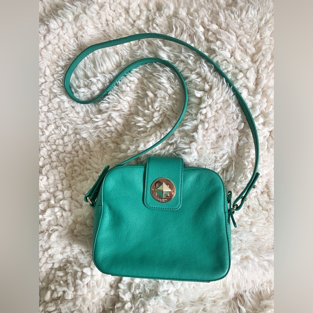 KATE SPADE Chrystie Street Isla Leather Turnlock Small Crossbody Bag Turquoise